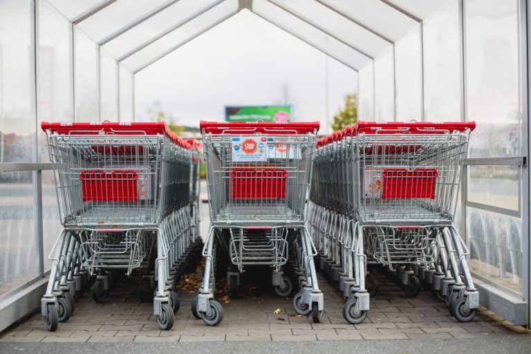 Retail Digital Transformation: On the threshold of the future